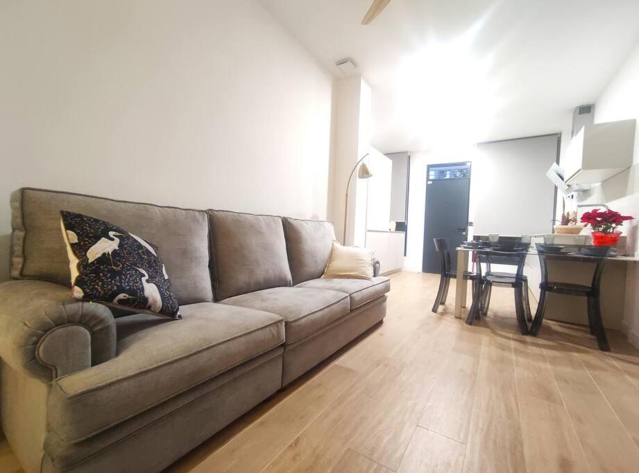 Oasis Suites Fernando IV إشبيلية المظهر الخارجي الصورة